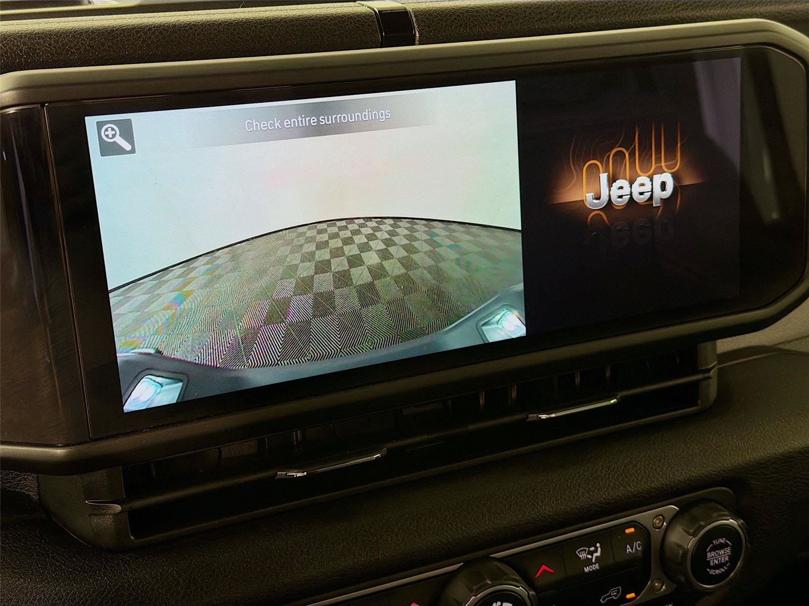 Used 2025 Jeep Gladiator Sport AWD/4WD image 20