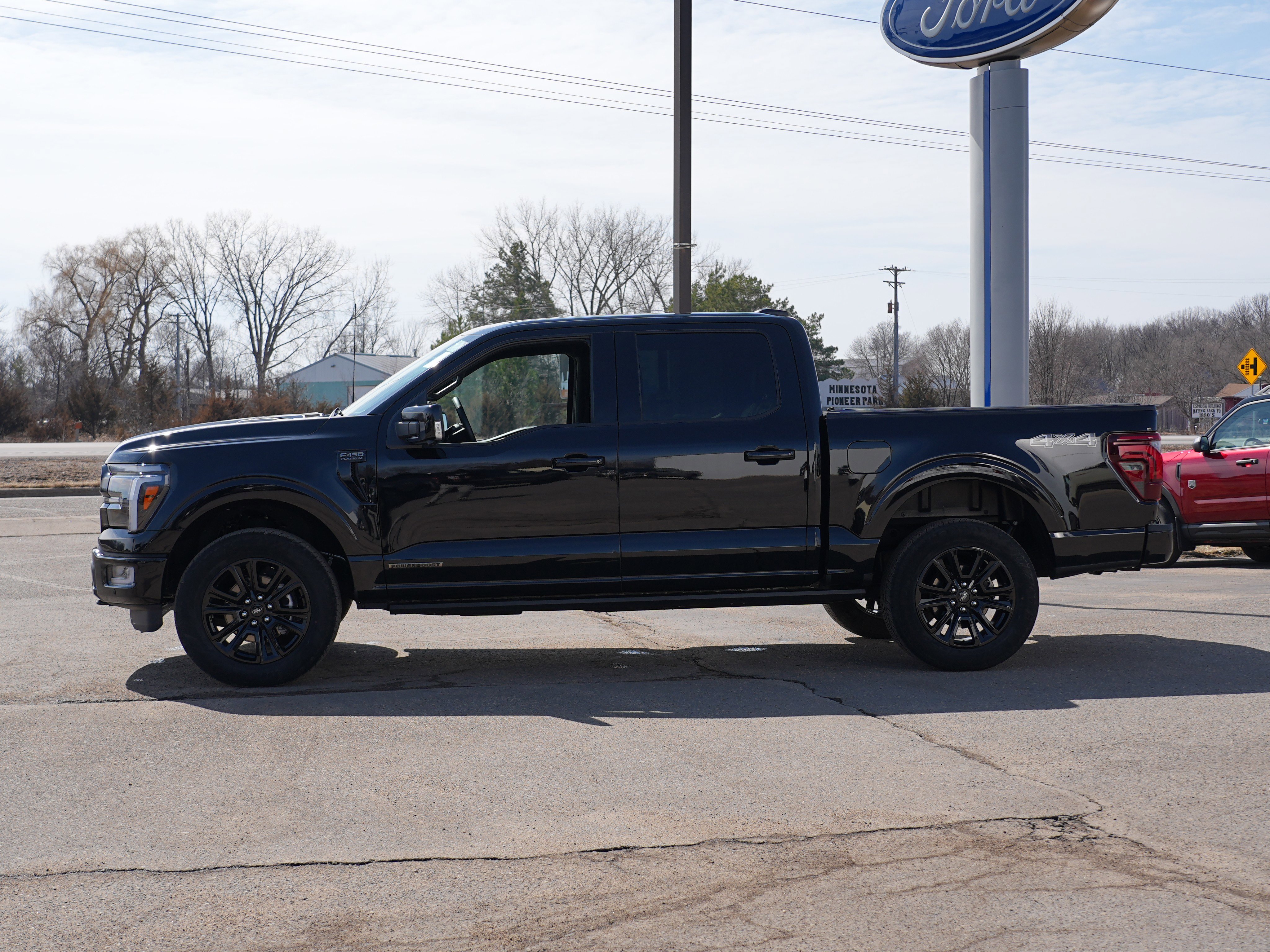 Used 2025 Ford F150 Platinum AWD/4WD image 7