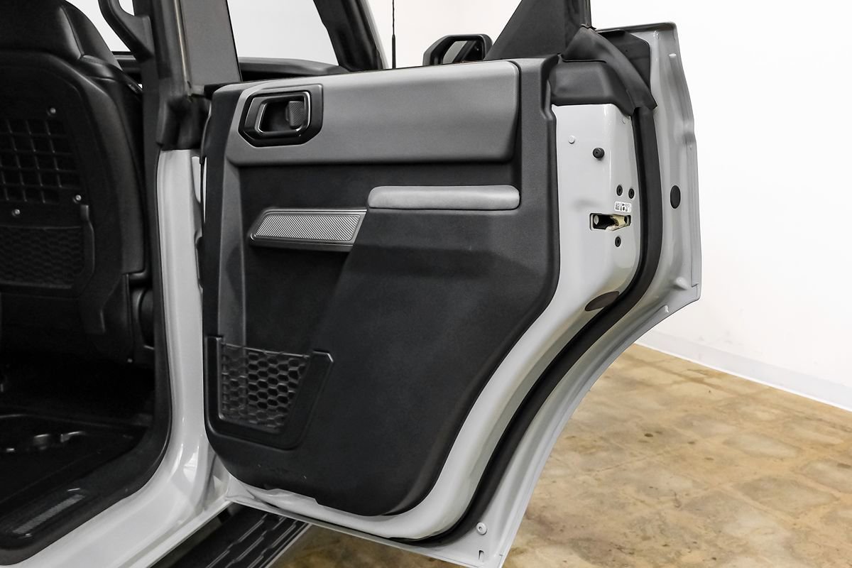 Used 2022 Ford Bronco Black Diamond AWD/4WD image 44