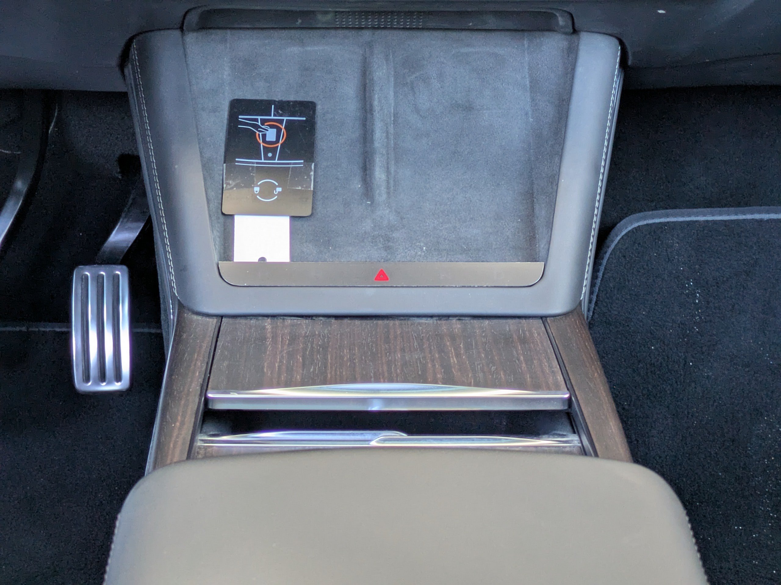 Used 2024 Tesla Model X AWD/4WD image 21