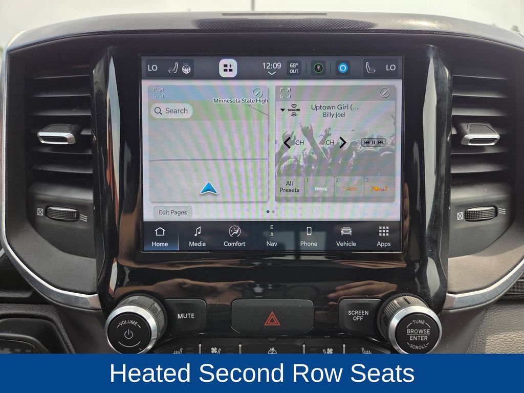 Used 2022 RAM 1500 Laramie AWD/4WD image 32