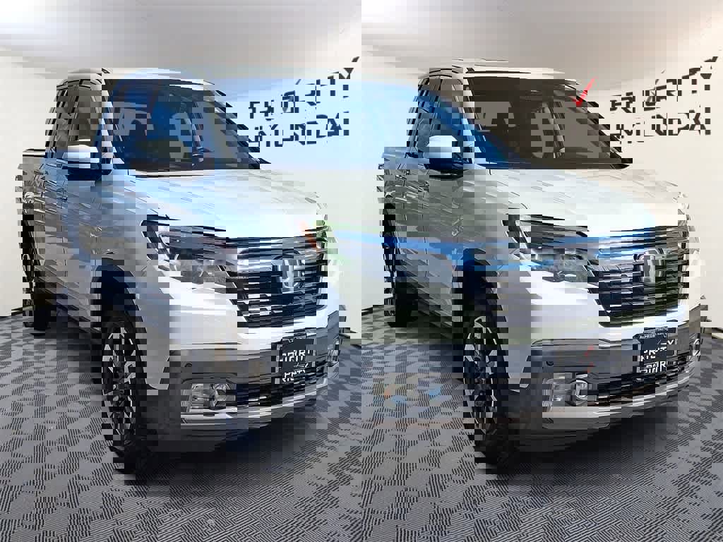 Used 2017 Honda Ridgeline RTL-E image 3