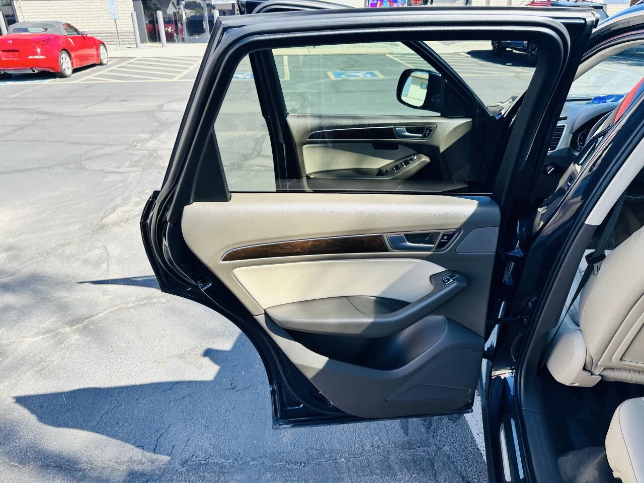 Used 2013 Audi Q5 2.0T Premium Plus w/ Premium Plus Pkg image 23