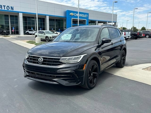 Used 2023 Volkswagen Tiguan SE R-Line AWD/4WD image 12