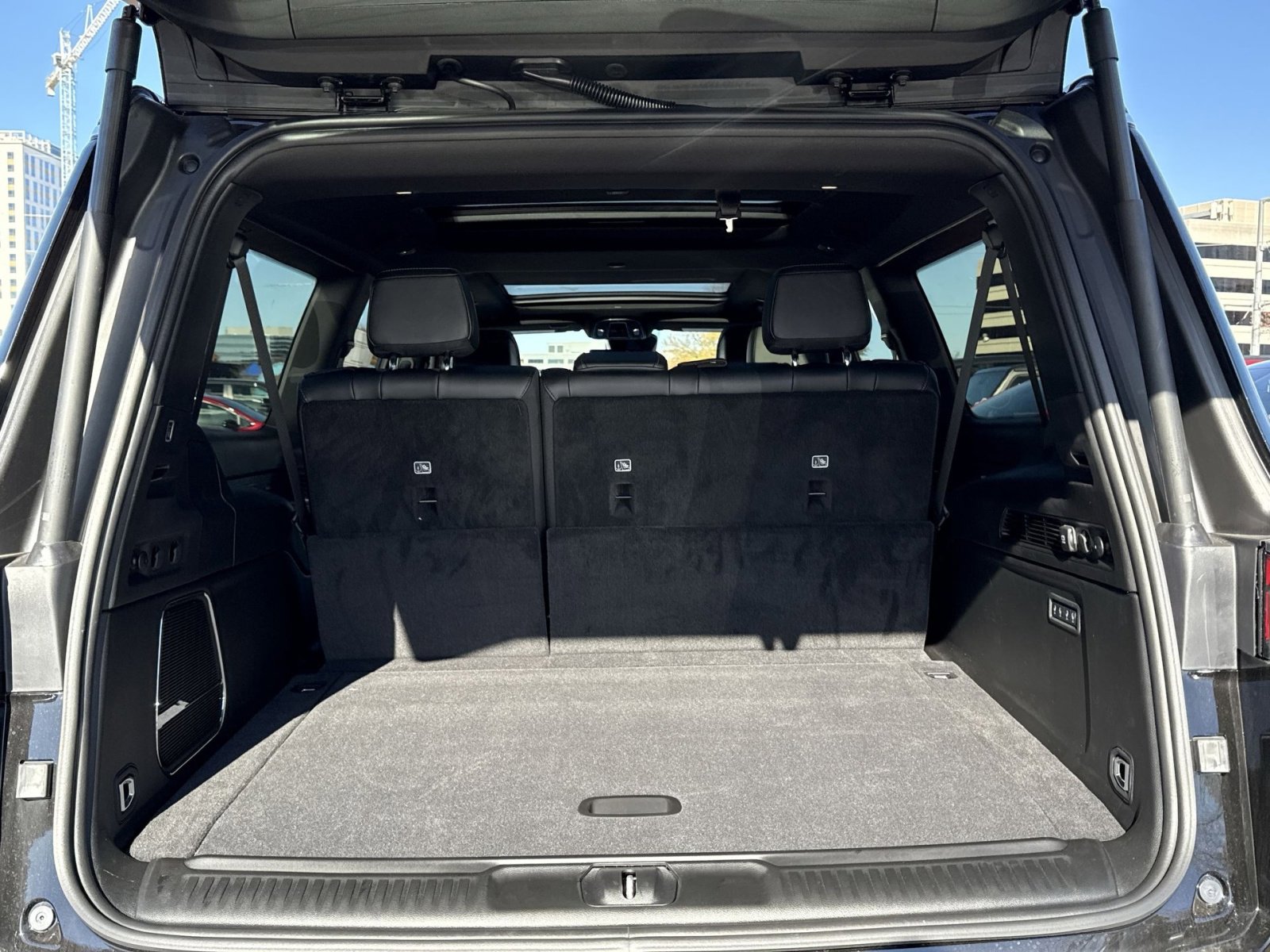 New 2025 Jeep Wagoneer L Series II image 27