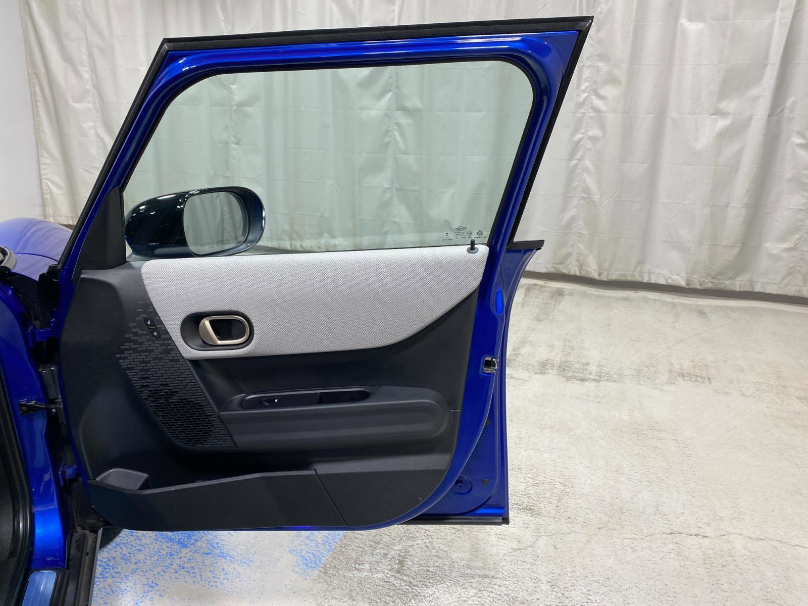 Certified 2025 MINI Cooper S image 21