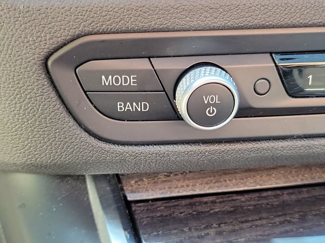 Used 2021 BMW 330i xDrive Sedan w/ Premium Package AWD/4WD image 23