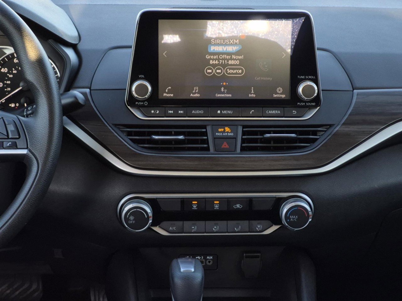 Used 2025 Nissan Altima 2.5 SV image 15