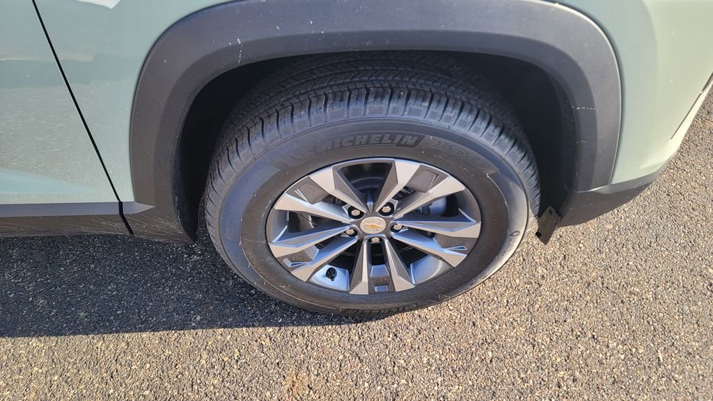 New 2026 Chevrolet Equinox LT image 15