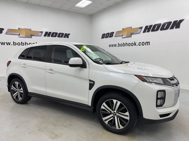 Used 2020 Mitsubishi Outlander Sport ES FWD image 3