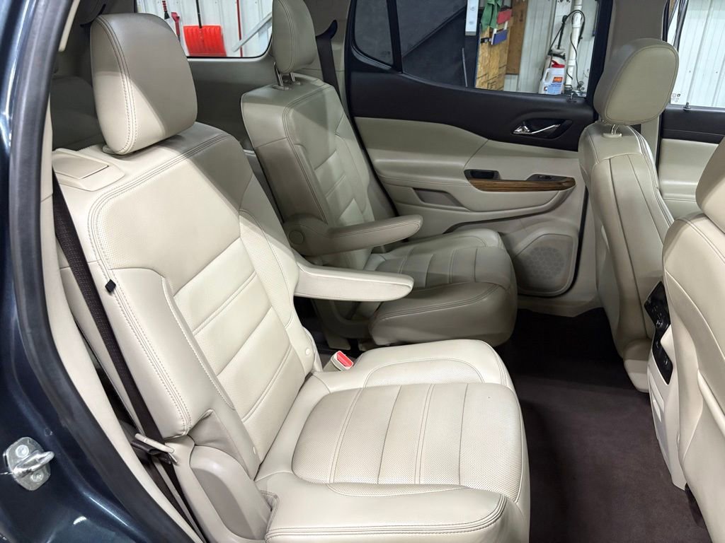 Used 2019 GMC Acadia Denali w/ Technology Package image 16
