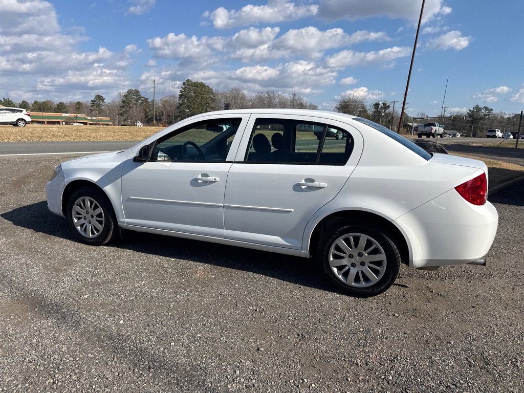 Used 2010 Chevrolet Cobalt LT image 7