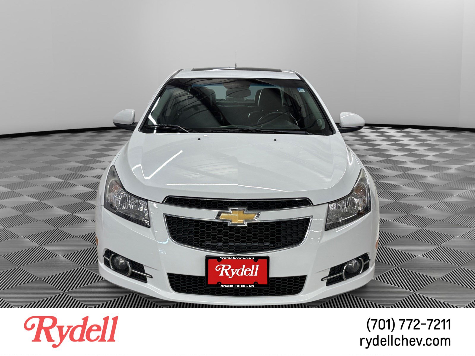 Used 2014 Chevrolet Cruze LT w/ RS Package FWD image 8