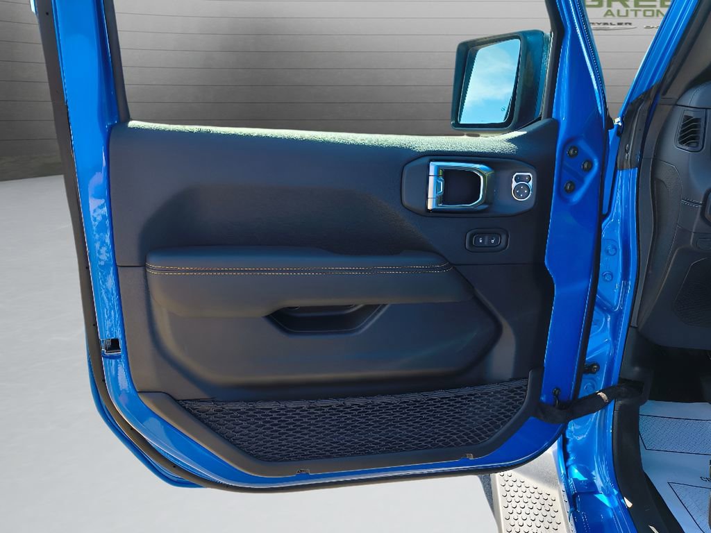 New 2025 Jeep Wrangler Sahara image 13