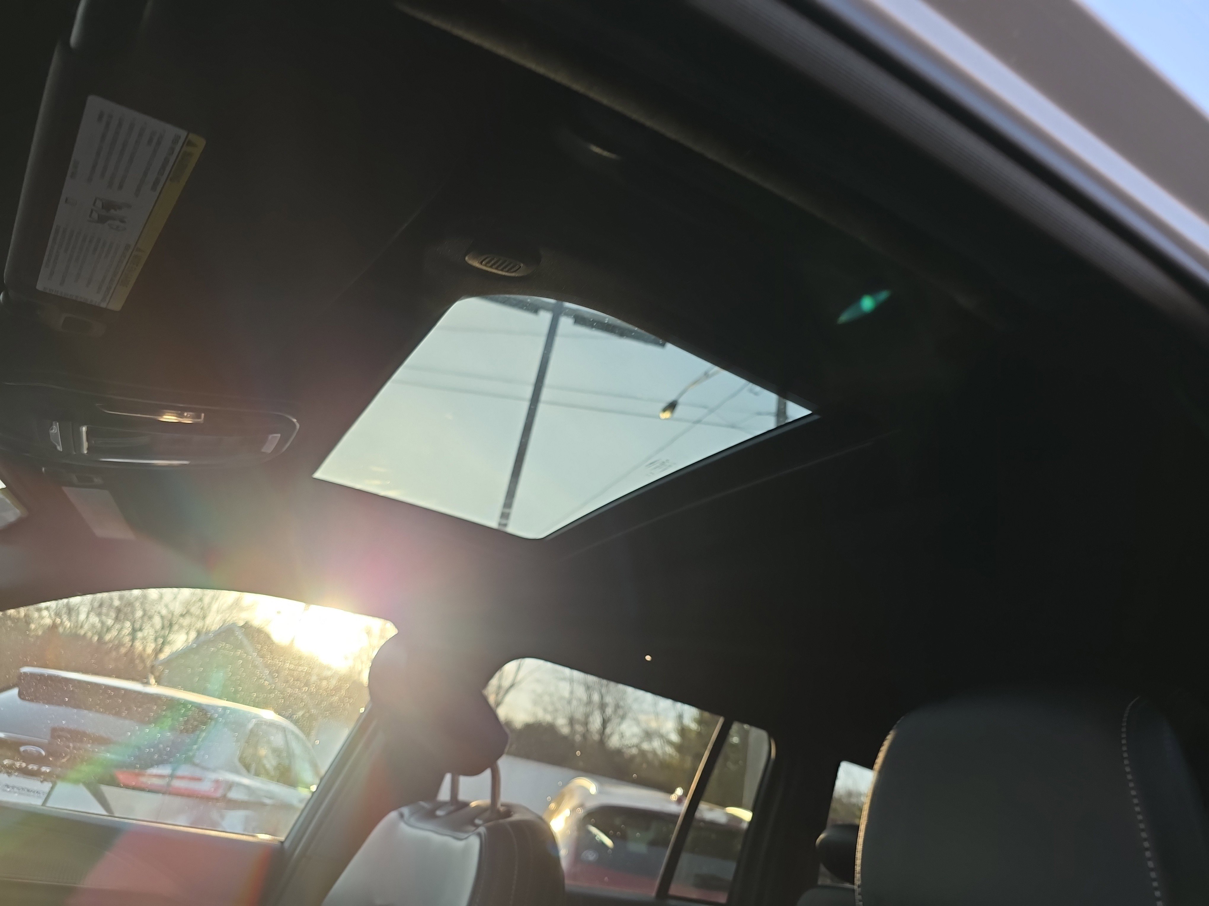 New 2025 Jeep Grand Cherokee Altitude image 4