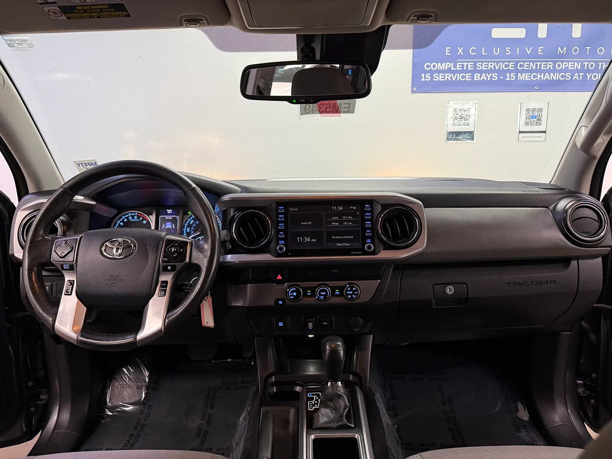 Used 2020 Toyota Tacoma SR5 RWD image 10