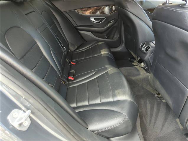 Used 2018 Mercedes-Benz C 300 4MATIC Sedan image 20