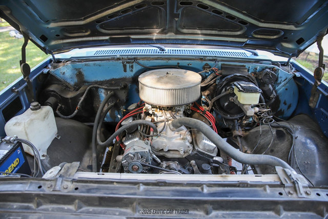 Used 1987 Chevrolet C/K Truck 2500 image 16