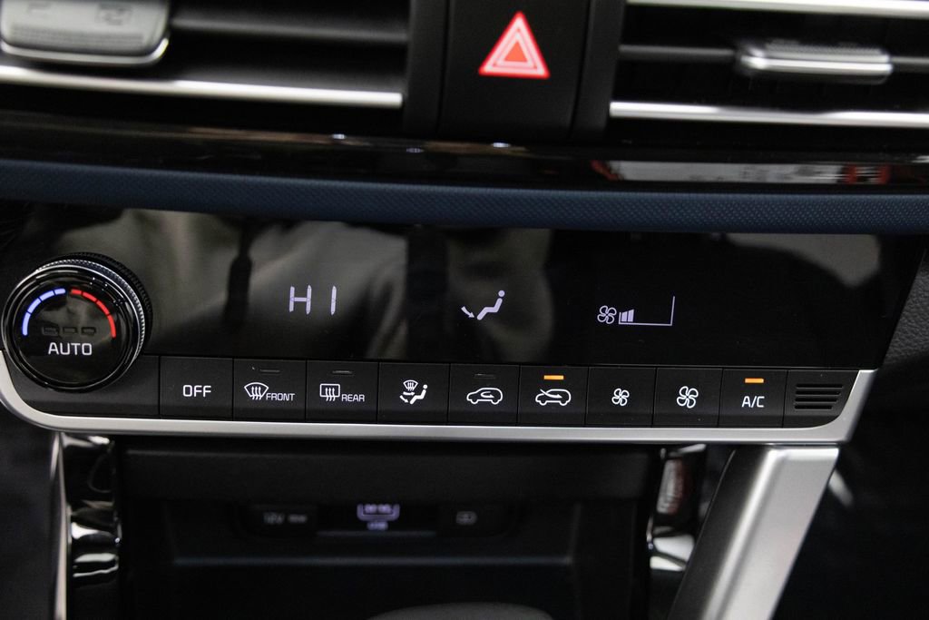 Used 2022 Kia Seltos Nightfall Edition image 22