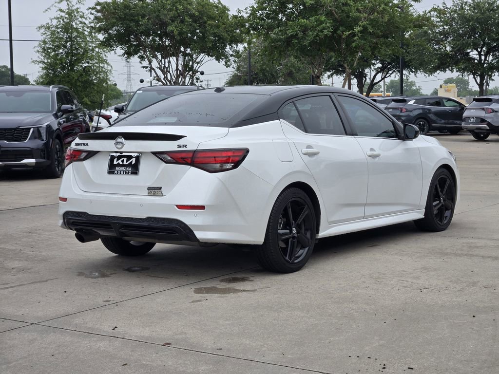 Used 2023 Nissan Sentra SR w/ Midnight Edition Package image 4