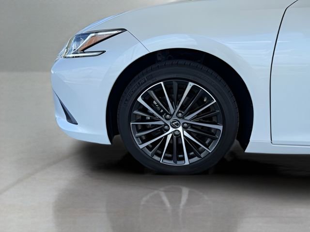 Used 2024 Lexus ES 350 w/ Premium Package image 19