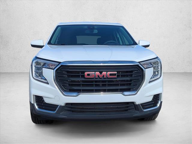 Used 2024 GMC Terrain SLE video 2