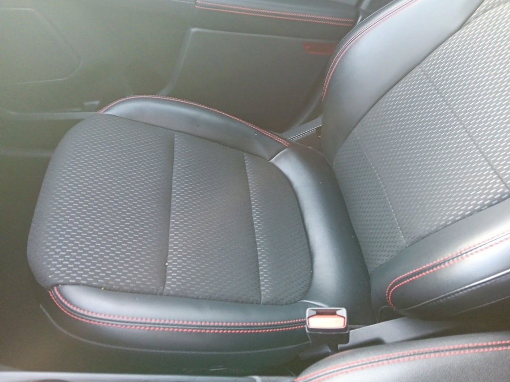 Used 2025 Ford Escape ST-Line image 22