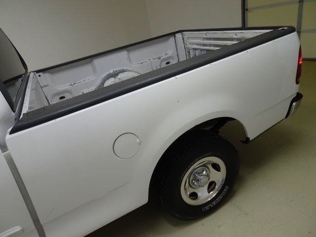 Used 2001 Ford F150 XL RWD image 15