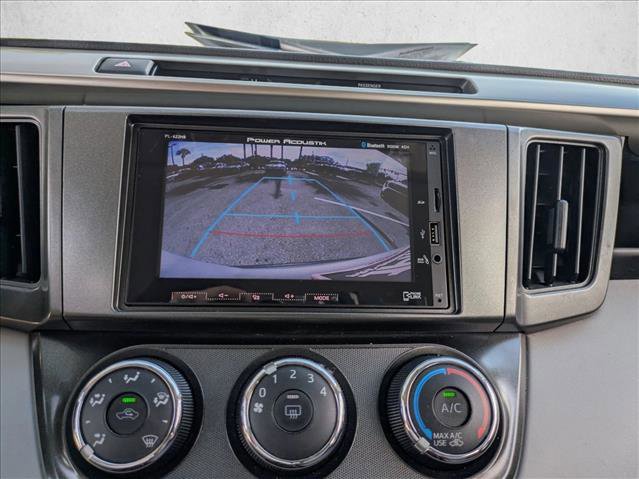 Used 2014 Toyota RAV4 LE image 13