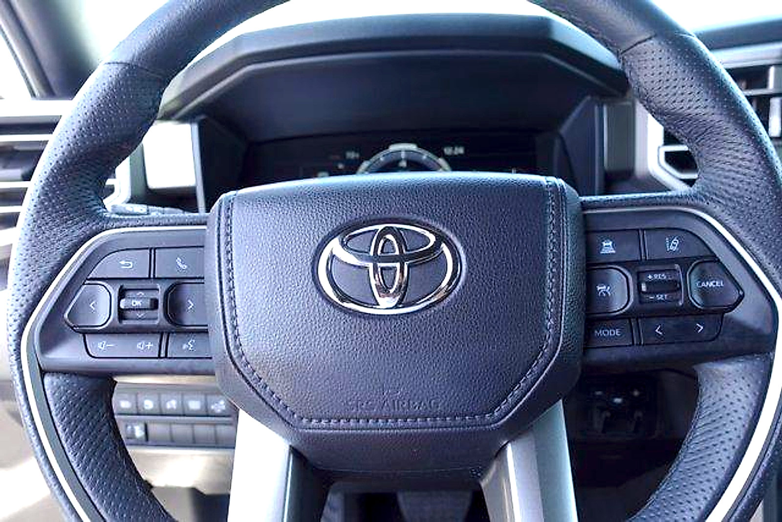 Certified 2025 Toyota Sequoia SR5 AWD/4WD image 13