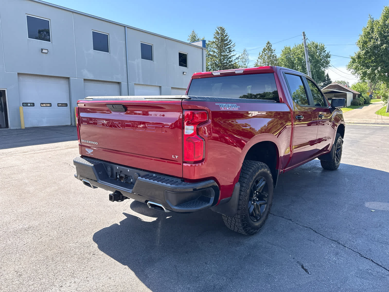 Used 2022 Chevrolet Silverado 1500 LT Trail Boss w/ Bed Protection Package AWD/4WD image 3
