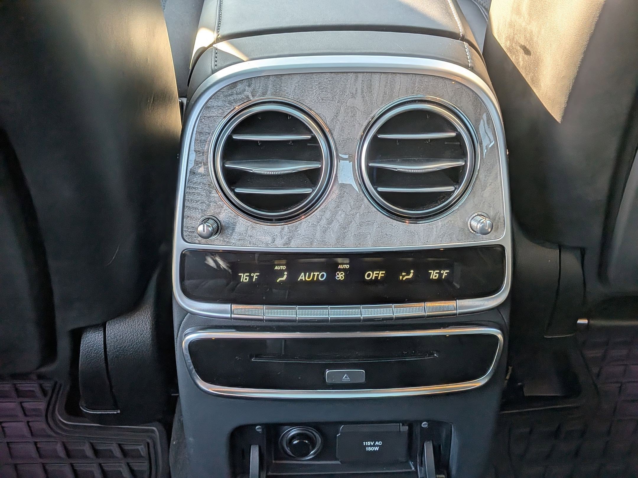 Used 2015 Mercedes-Benz S 63 AMG 4MATIC Sedan image 32