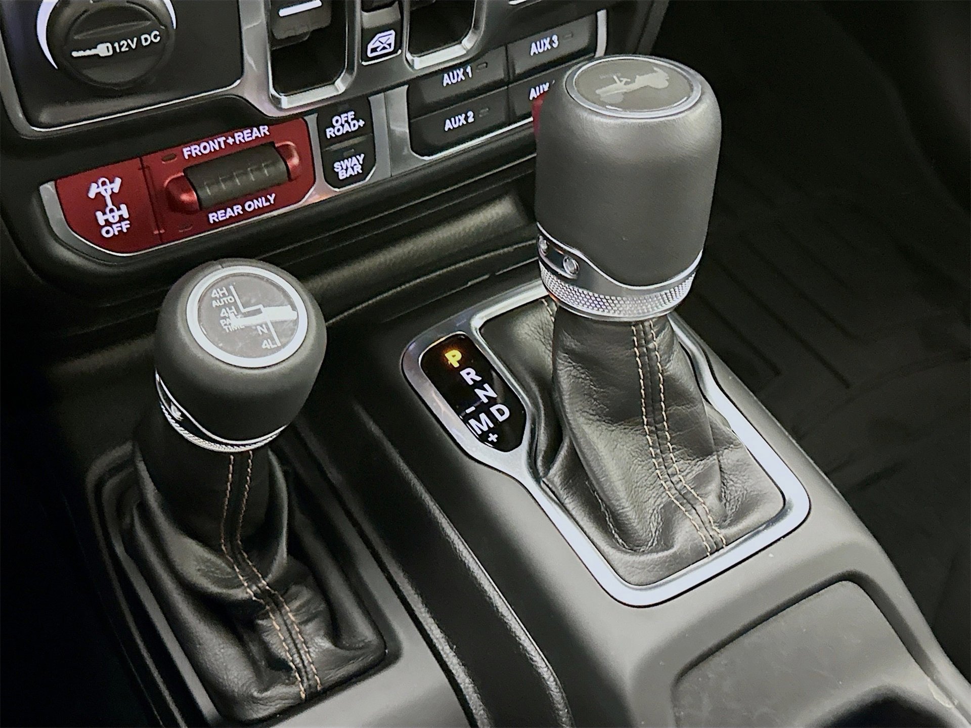 Used 2022 Jeep Wrangler Unlimited Rubicon w/ Trailer Tow Package image 18