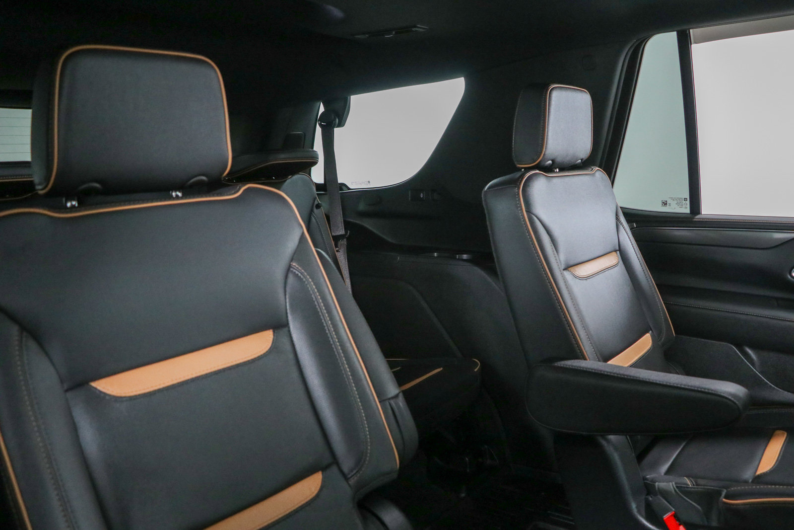 Used 2023 GMC Yukon AT4 w/ Max Trailering Package AWD/4WD image 32