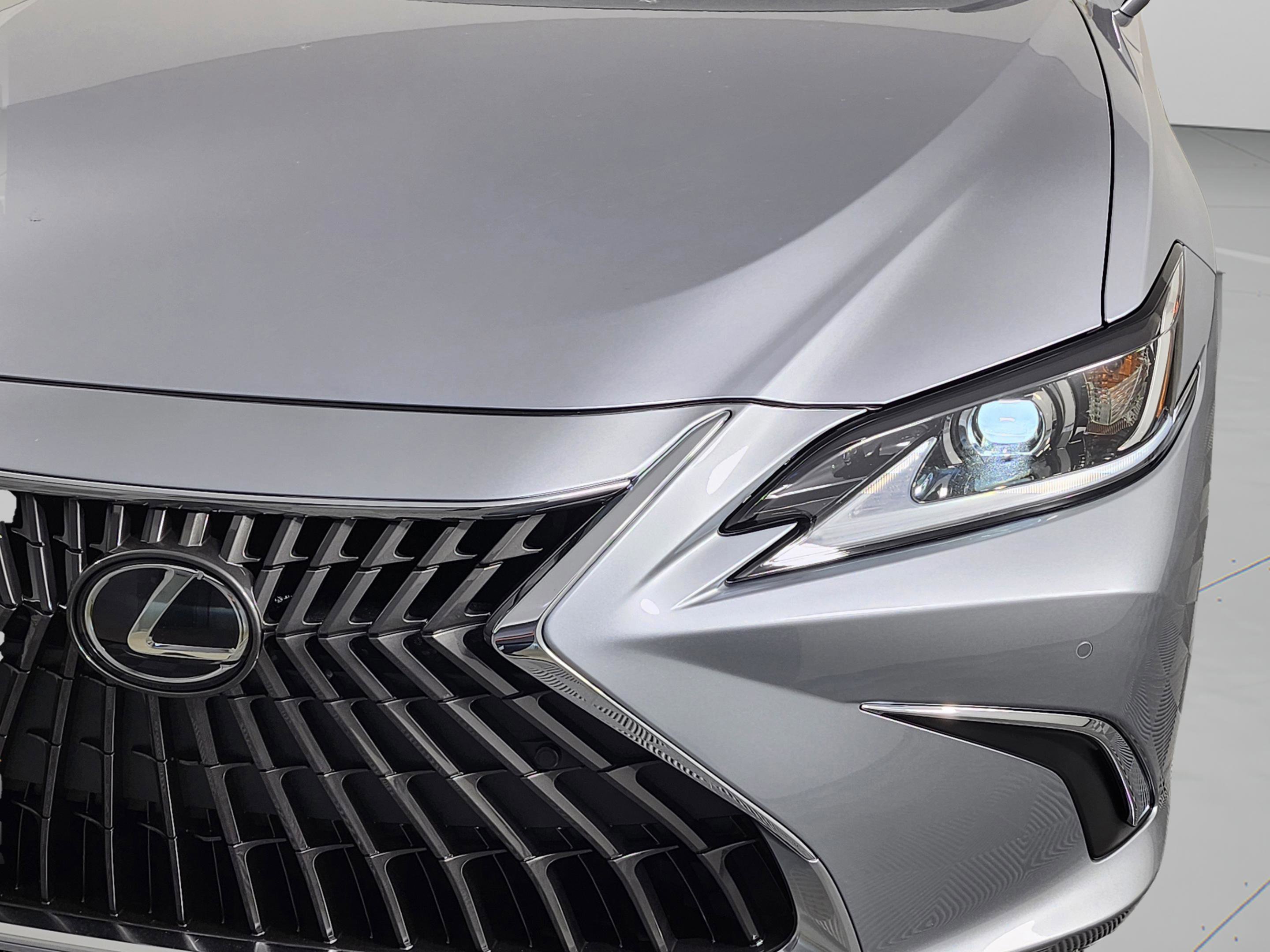 New 2025 Lexus ES 350 w/ Premium Package image 10