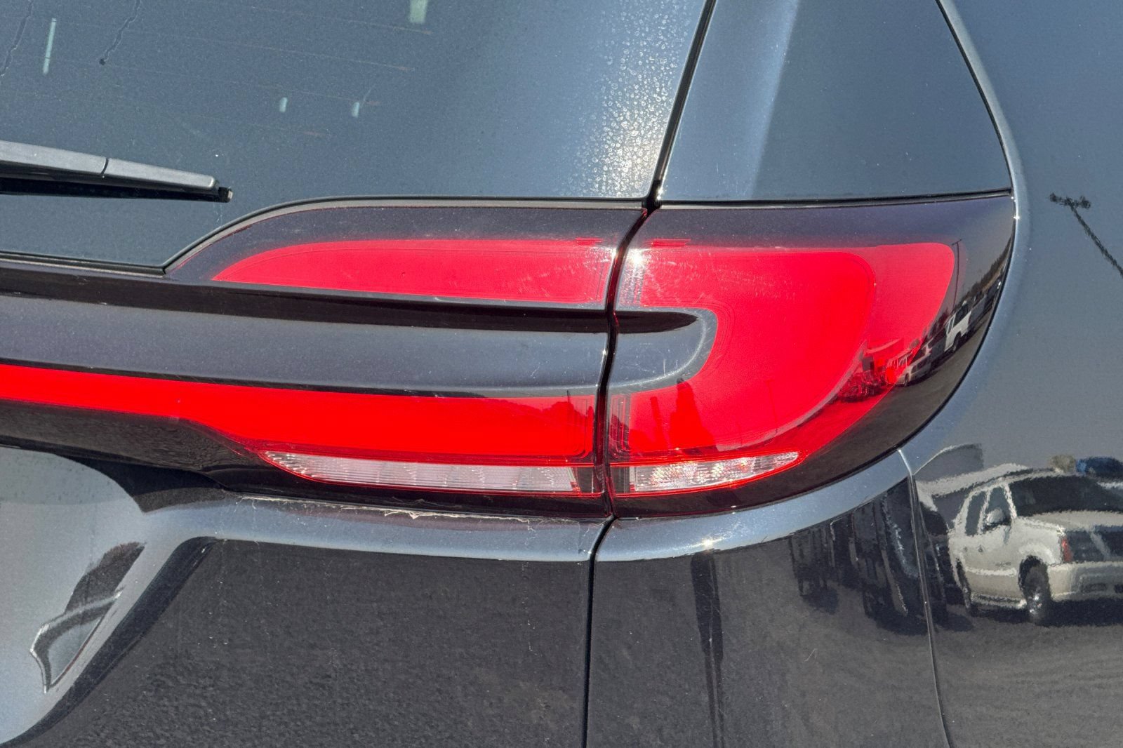 Used 2025 Chrysler Pacifica Limited FWD image 49