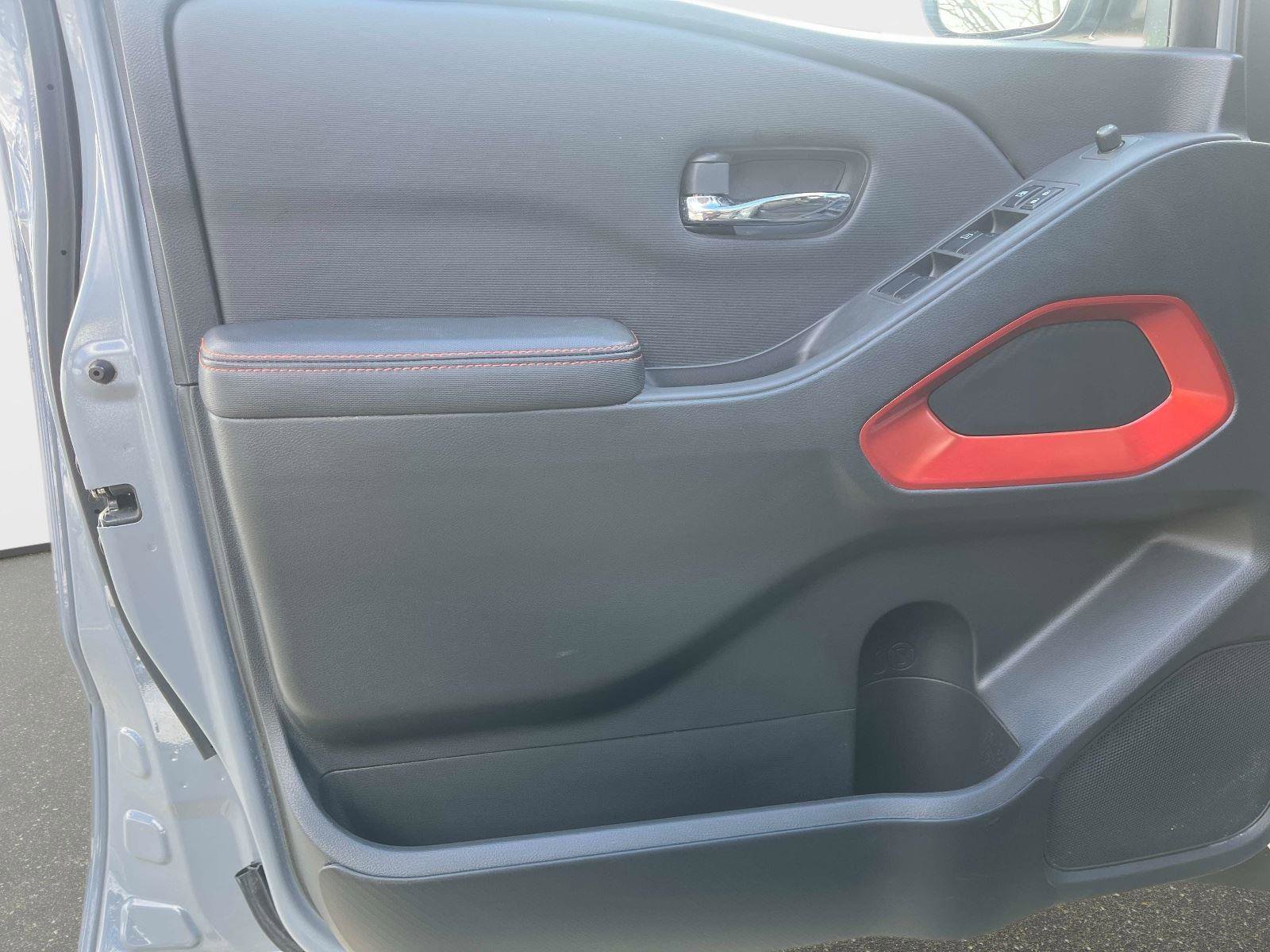 Certified 2023 Nissan Frontier PRO-4X w/ Technology Package image 18