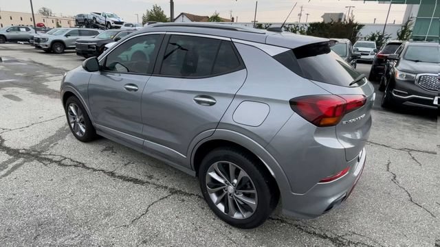 Used 2023 Buick Encore GX Select w/ Sport Touring Package FWD image 8