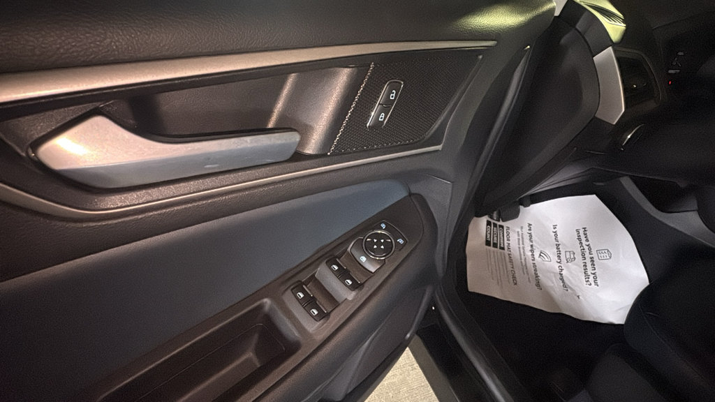 Used 2022 Ford Edge SEL w/ Sport Appearance Package AWD/4WD image 11