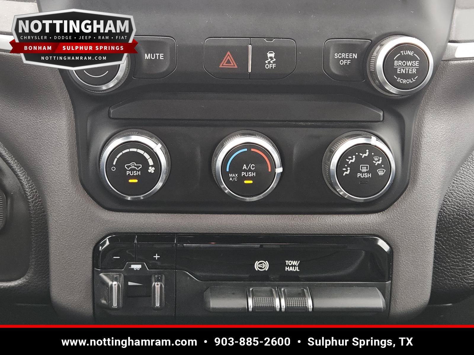 Used 2024 RAM 2500 Big Horn AWD/4WD image 14