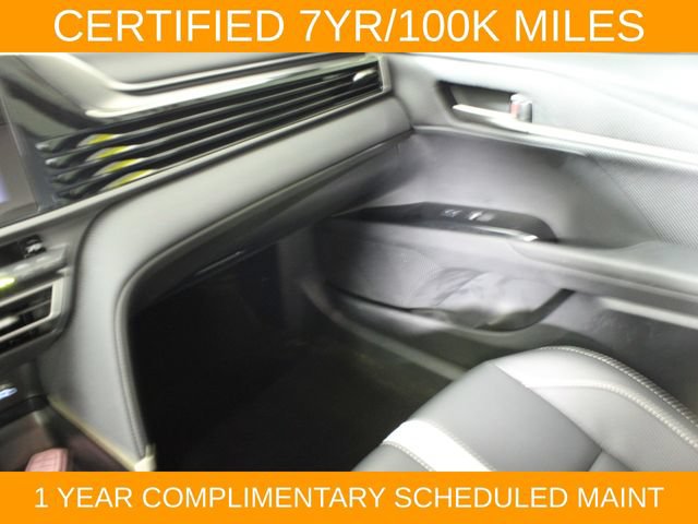 Used 2025 Toyota Camry SE FWD image 15