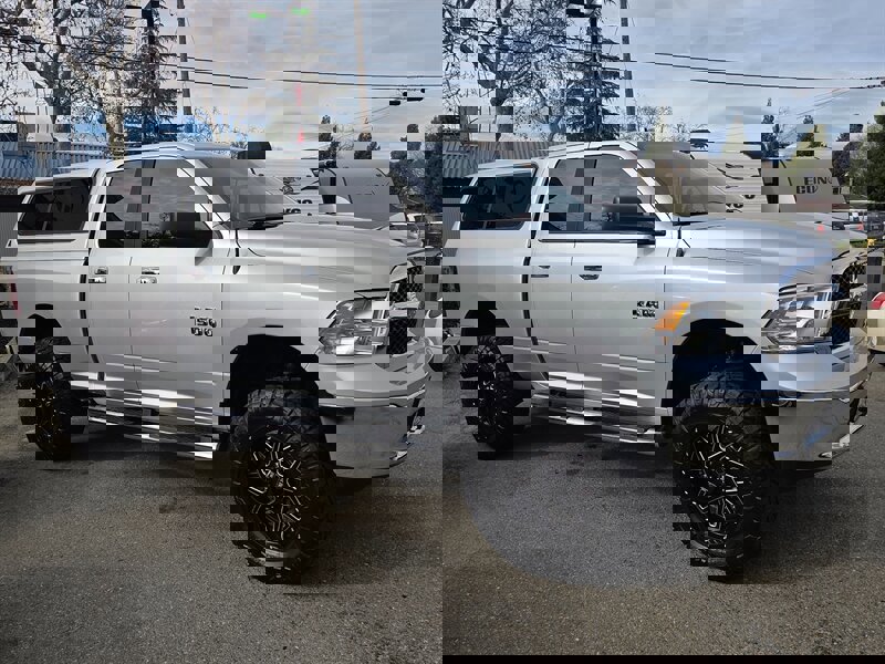 Used 2016 RAM 1500 Classic SLT image 5