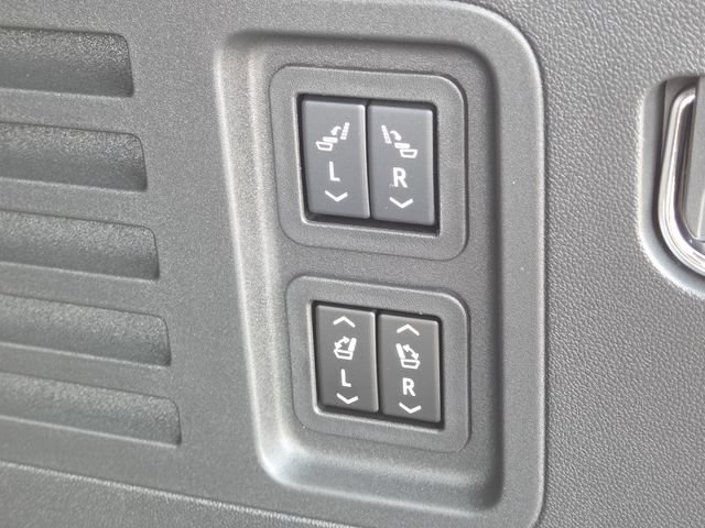 New 2026 Buick Enclave Sport Touring w/ Power Package FWD image 22