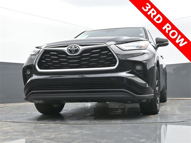 Used 2023 Toyota Highlander L image 43