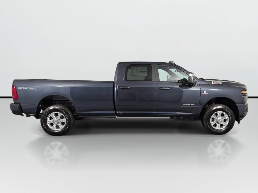 New 2026 RAM 3500 Big Horn AWD/4WD image 3