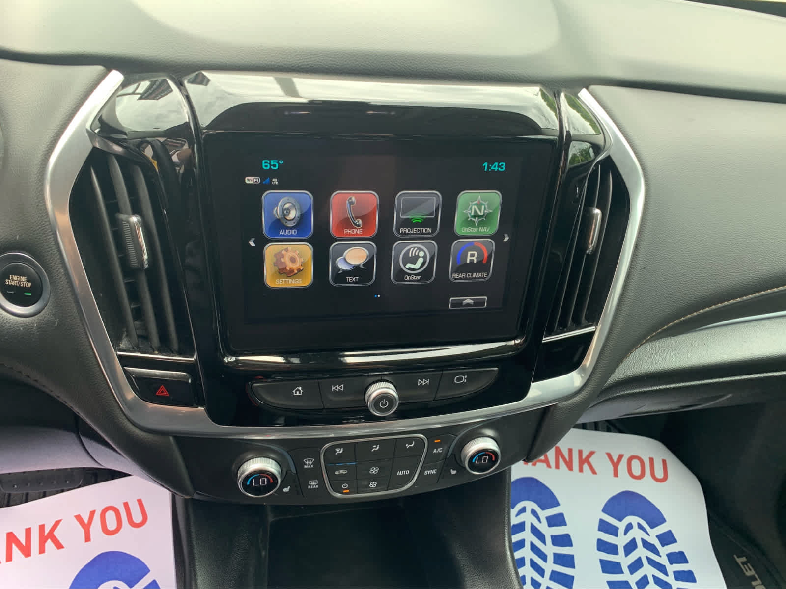 Used 2019 Chevrolet Traverse LT FWD image 18