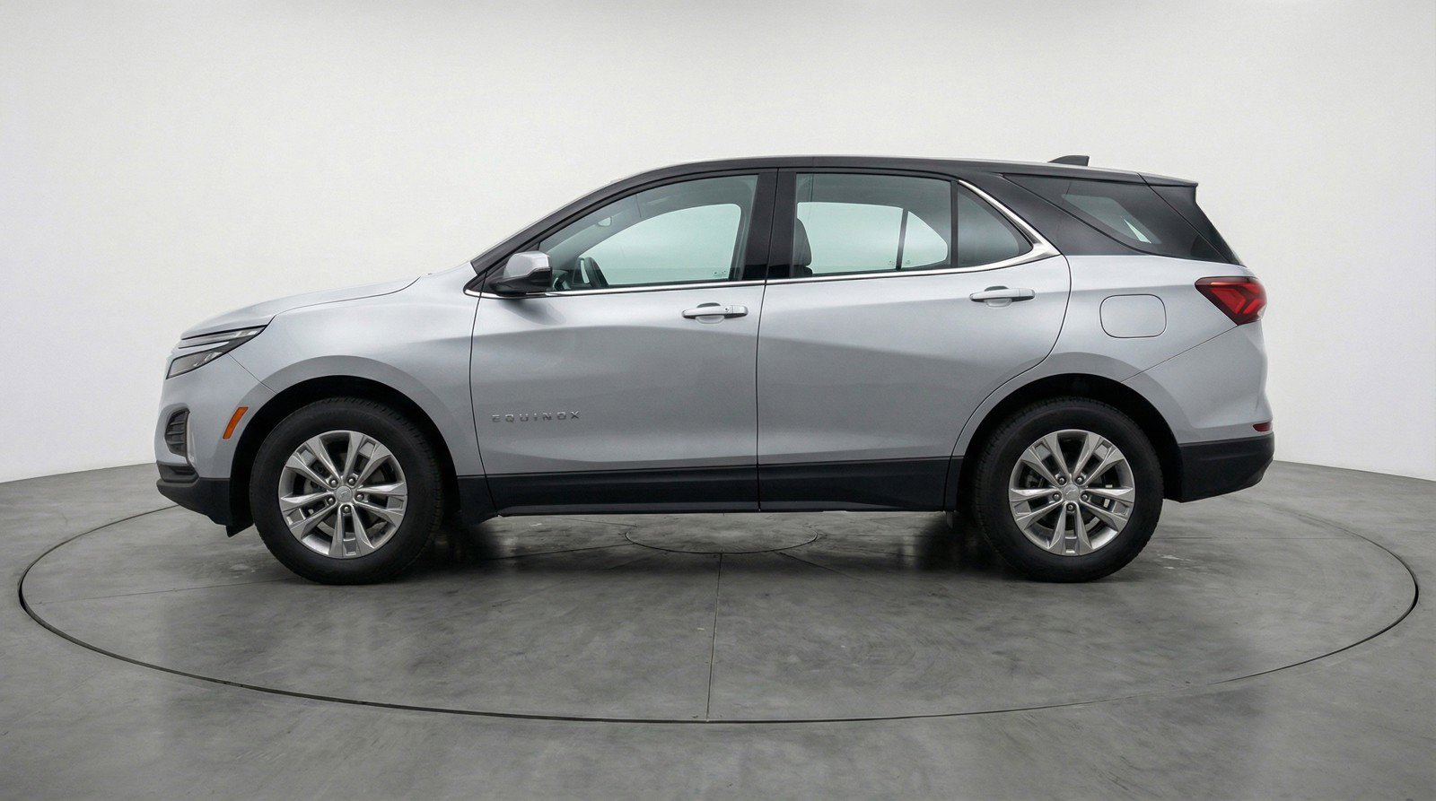 Used 2025 Chevrolet Equinox LT image 5