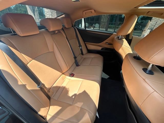 Certified 2023 Lexus ES 250 w/ Premium Package AWD/4WD image 39