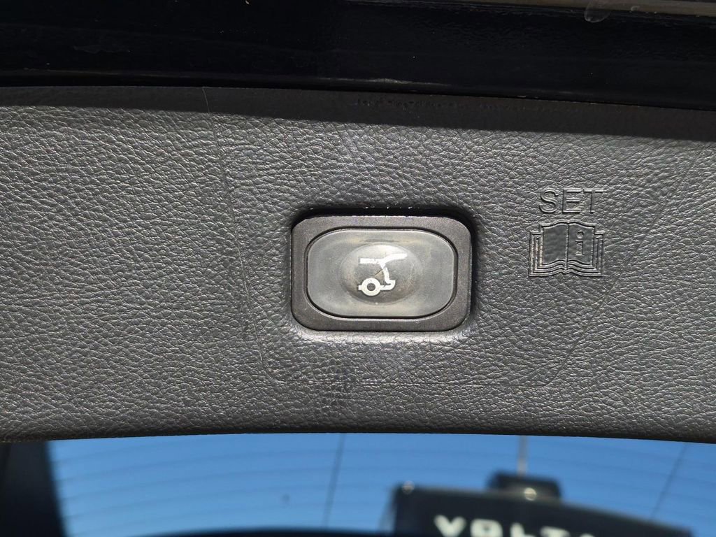 Used 2021 Ford Edge ST w/ Equipment Group 401A image 11