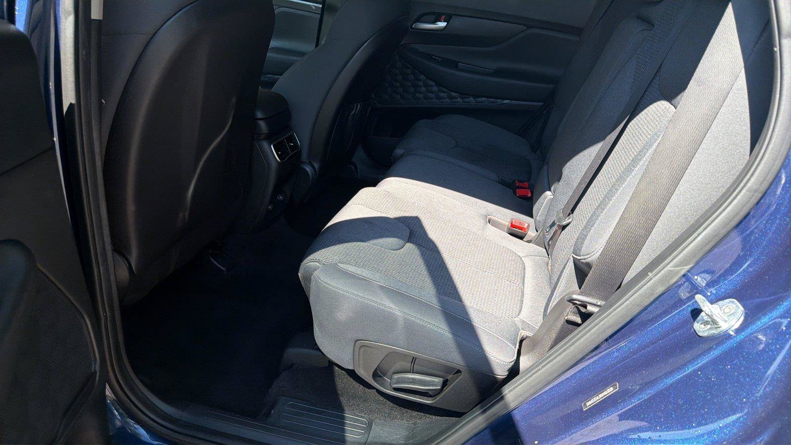 Used 2022 Hyundai Santa Fe SEL w/ Cargo Package AWD/4WD image 11